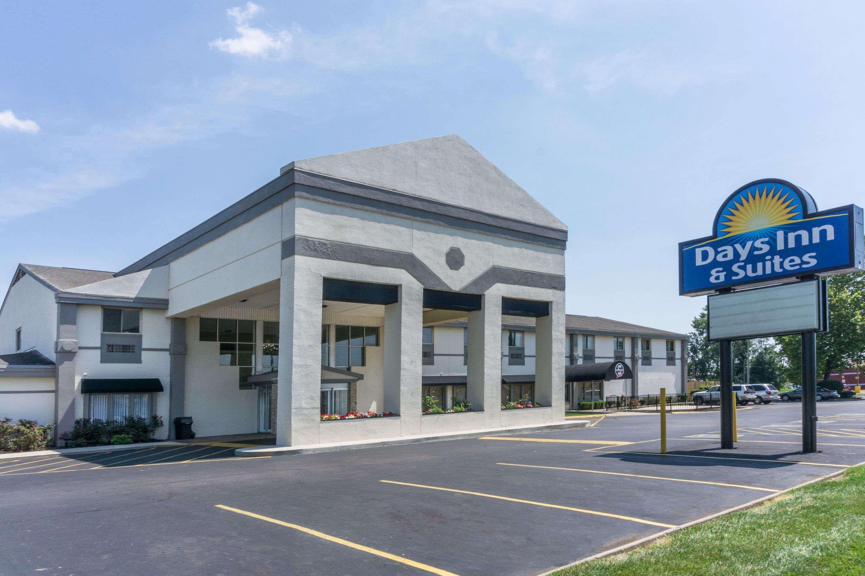 Days Inn By Wyndham Columbus East Airport Esterno foto